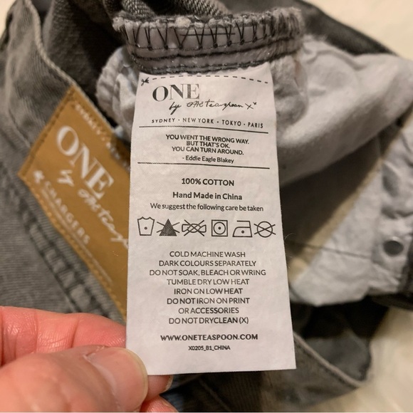 One Teaspoon Gray Shorts 25 Intentional distressed, ripped, rolled up hem - Picture 7 of 11